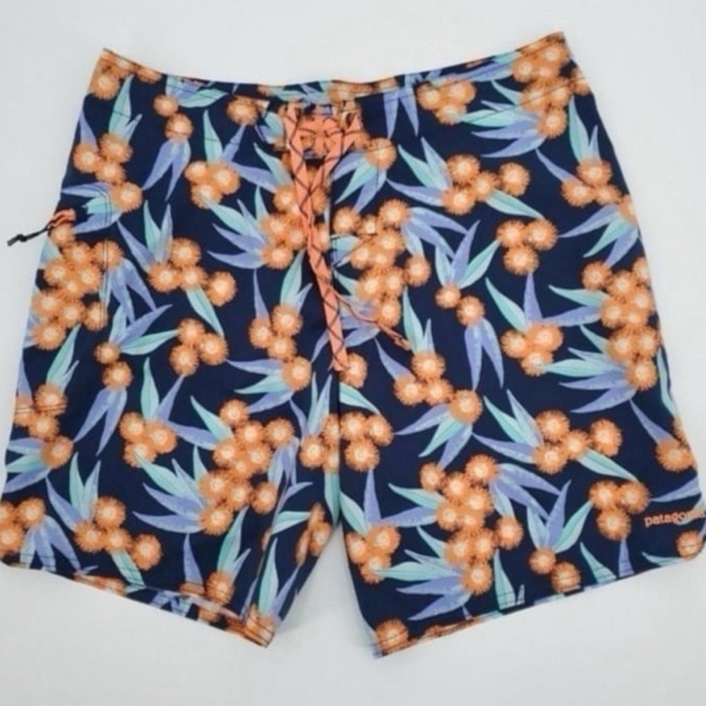 Patagonia Women's Stretch Planing
Boardshorts